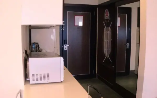 Al Raya Suites Hotel 10